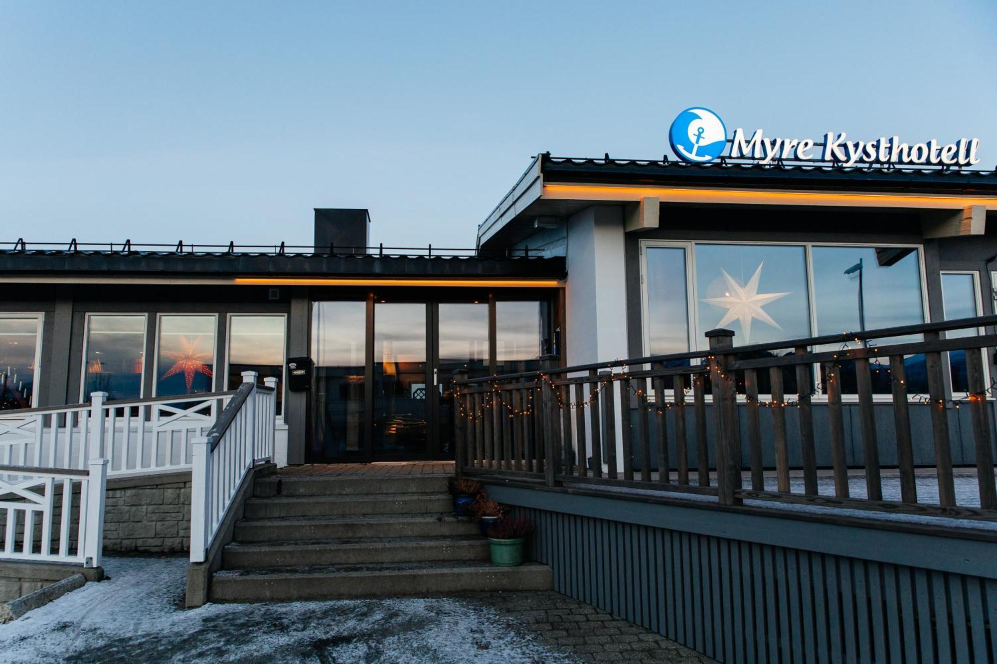 Myre Kysthotell Buitenkant foto